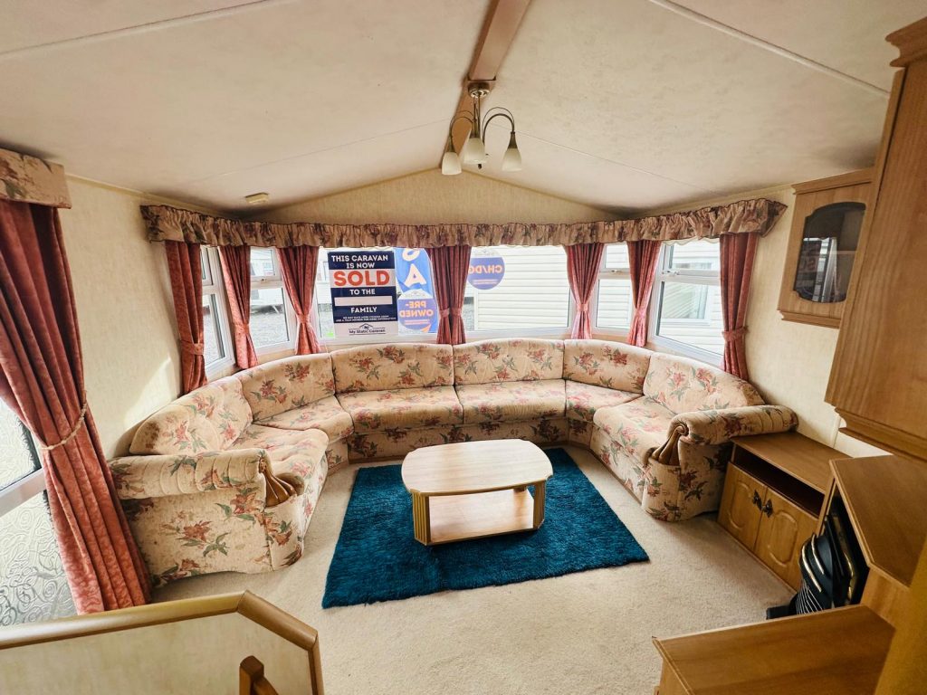 002 Countrystyle Lounge