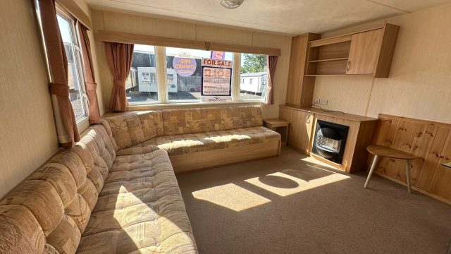 002 Horizon 2011 Lounge