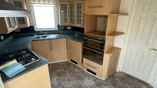 004 BK Senator Kitchen