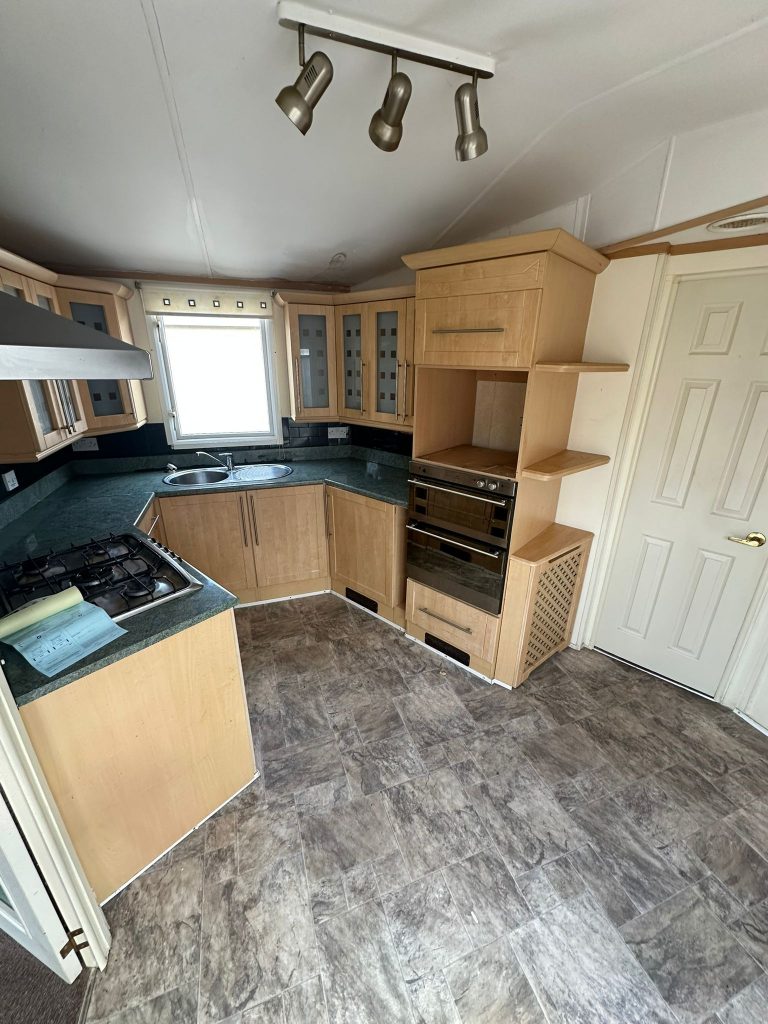 004 BK Senator Kitchen