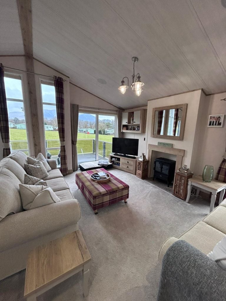 005 Lounge in Harrogate