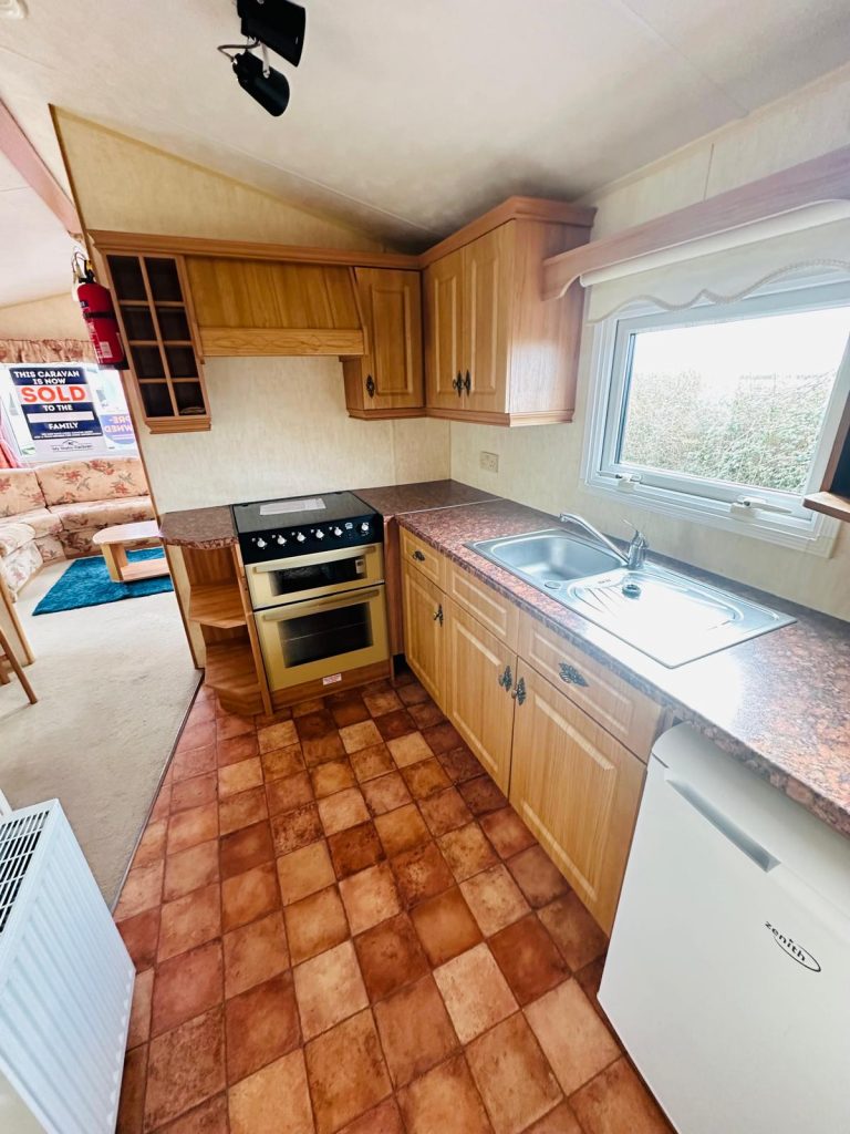 006 Countrystyle Kitchen