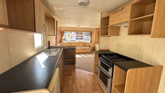 006 Horizon 2011 Kitchen