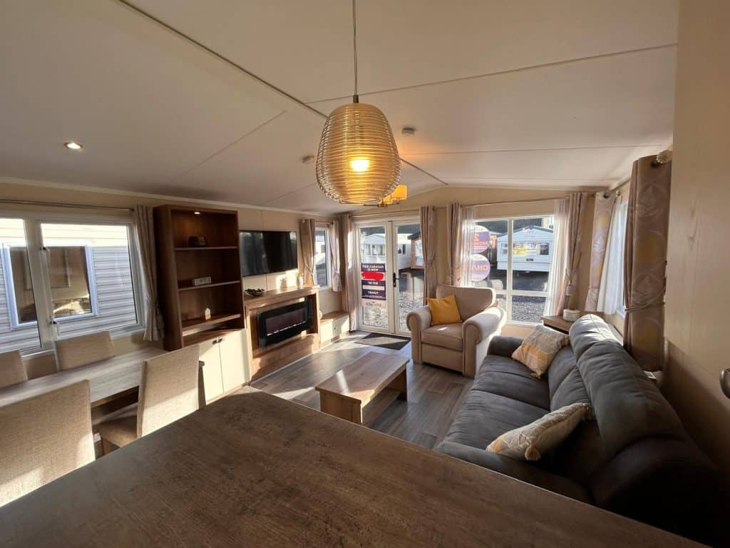 pendant light over kitchen counter top