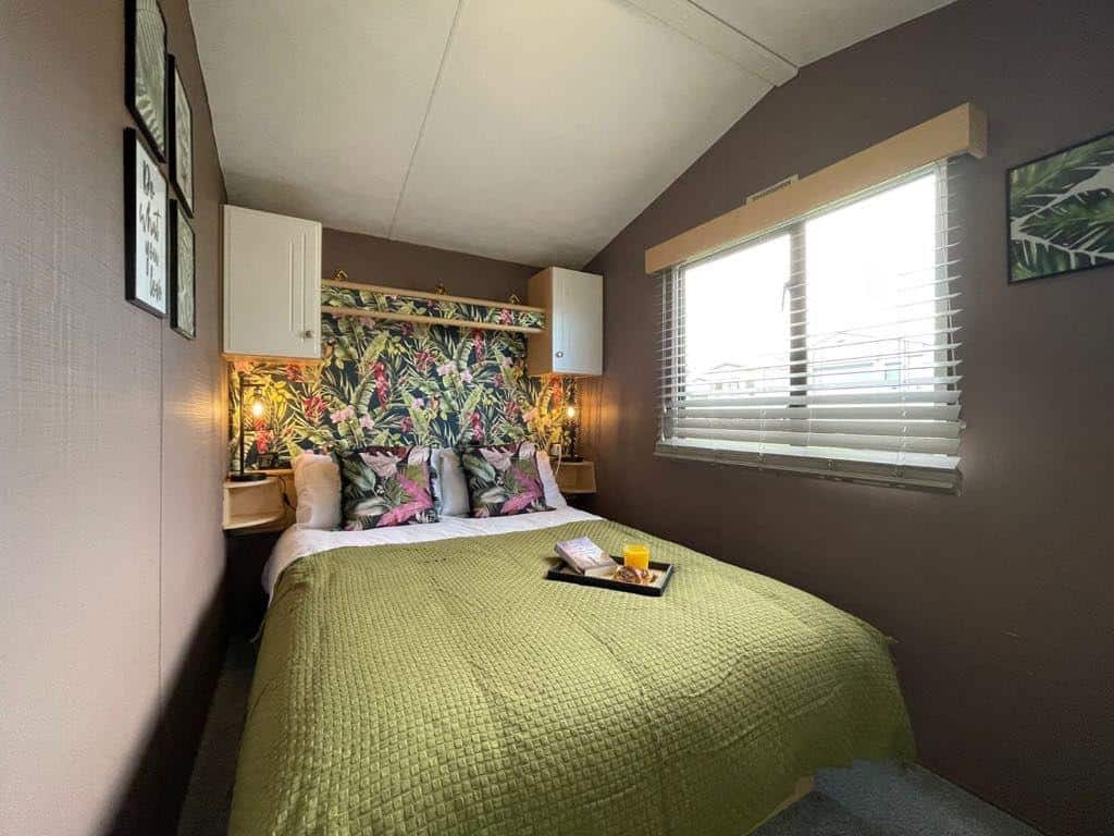 008 Beaumaris Double Bedroom