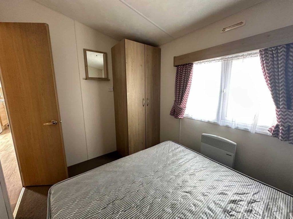 008-Delta-Double-bedroom