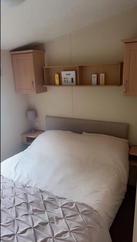 009 Delta Deluxe Bedroom