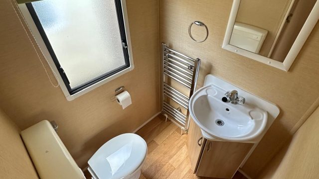 009 Rio Gold ensuite