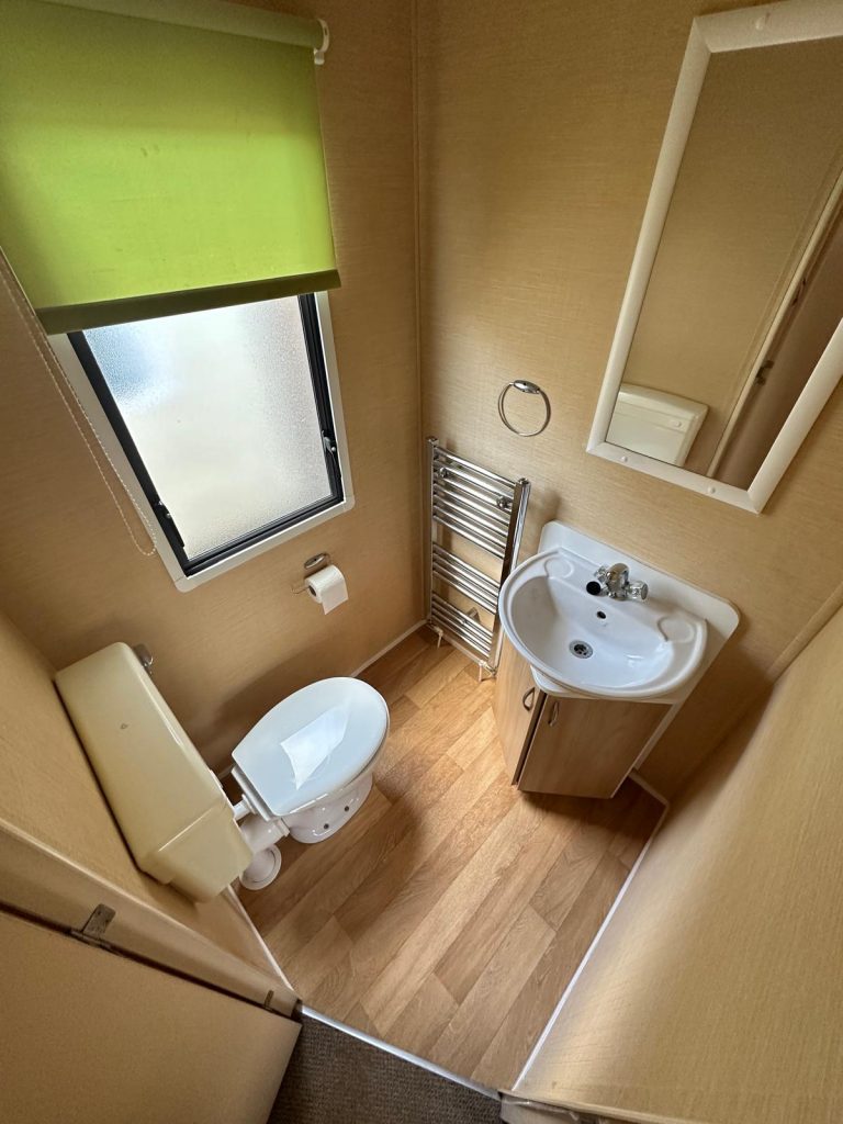 009 Rio Gold ensuite