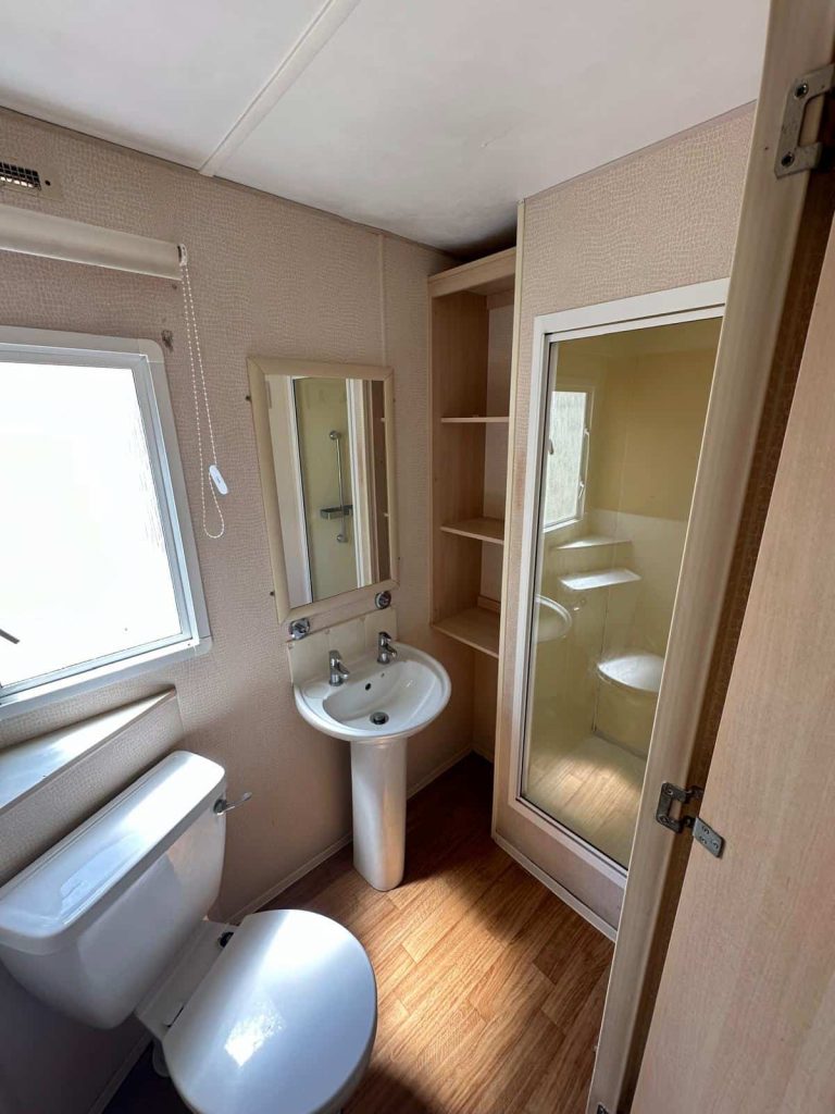 011-Cascade-Shower-room