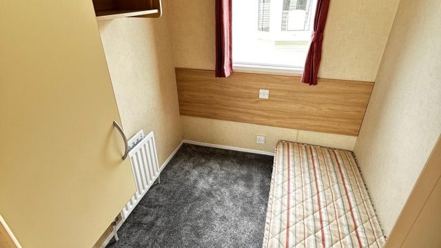 009 Vista Bedroom 3 (2)