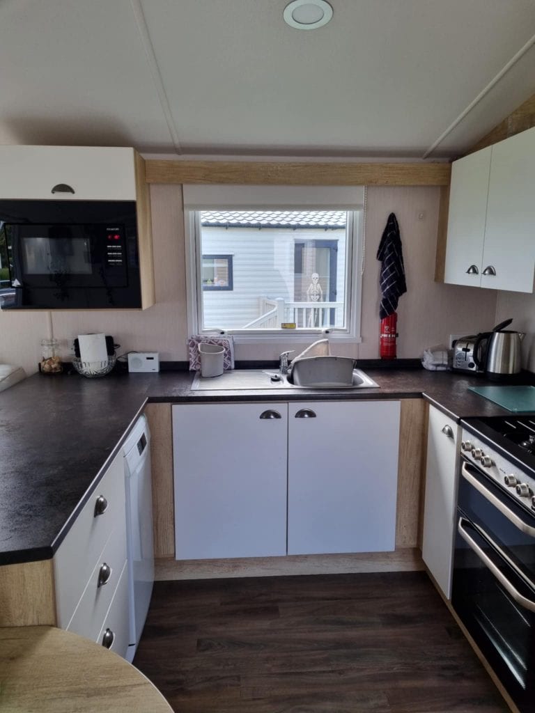 003 Swift Family Kitchen