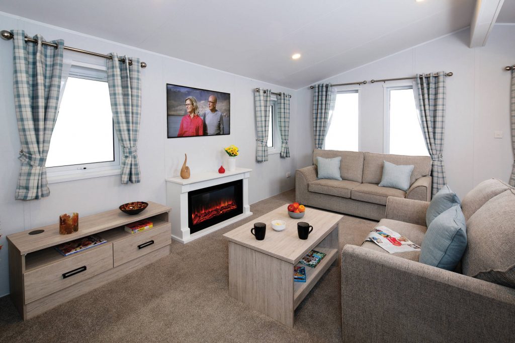 002 newbury-lounge-1-2000×1333-1