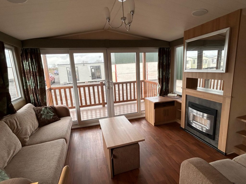 002a woodland lounge