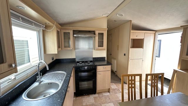 004 Sheraton Kitchen