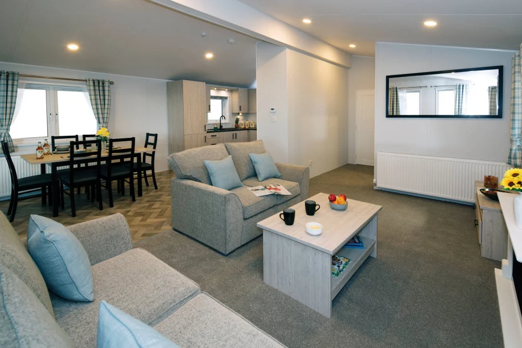 004 newbury-lounge-3-2000×1333-1