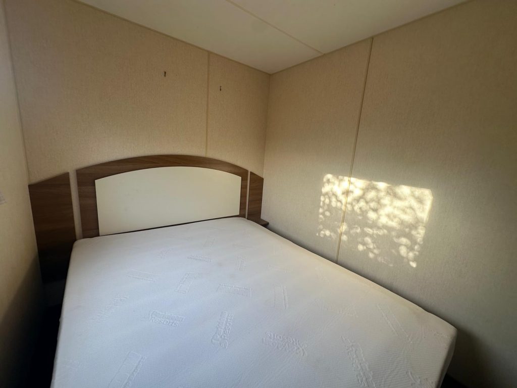 007 elegance Double bedroom