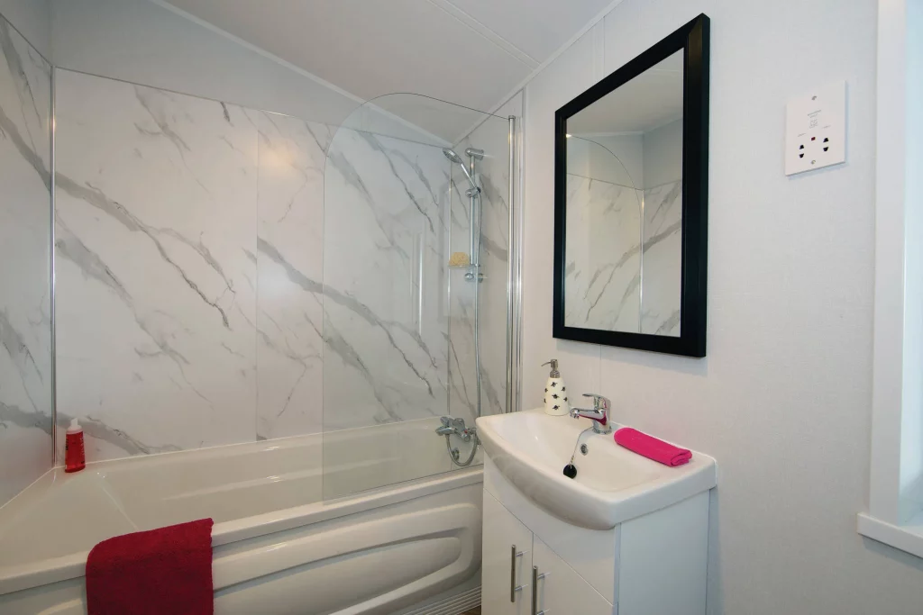 010 newbury-bath-2000×1334-1