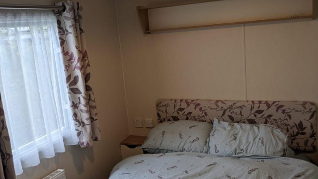 Double bed with side window