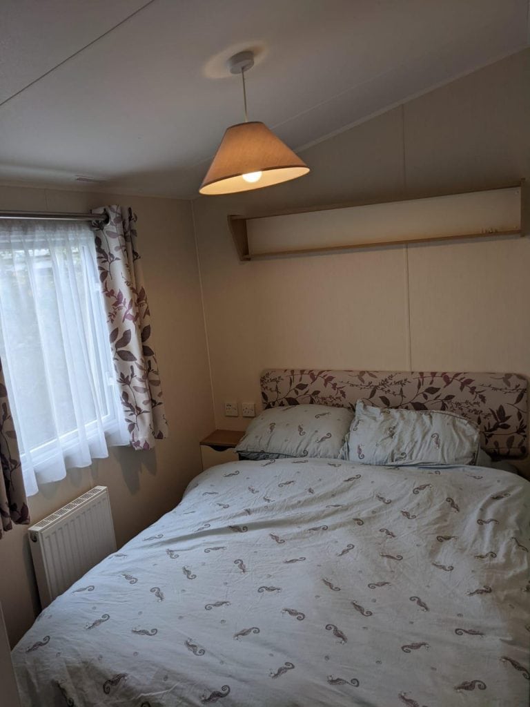 Double bed with side window