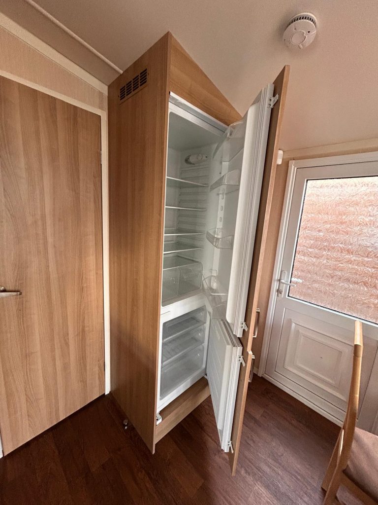 007 Bordeaux 38 Kitchen