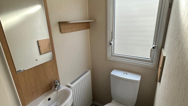 008 Seasons 2nd toilet