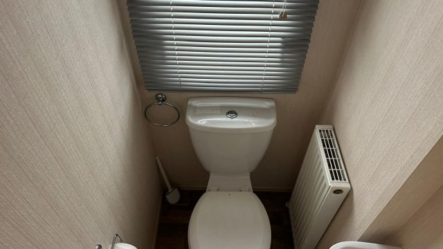 011 Polaris toilet
