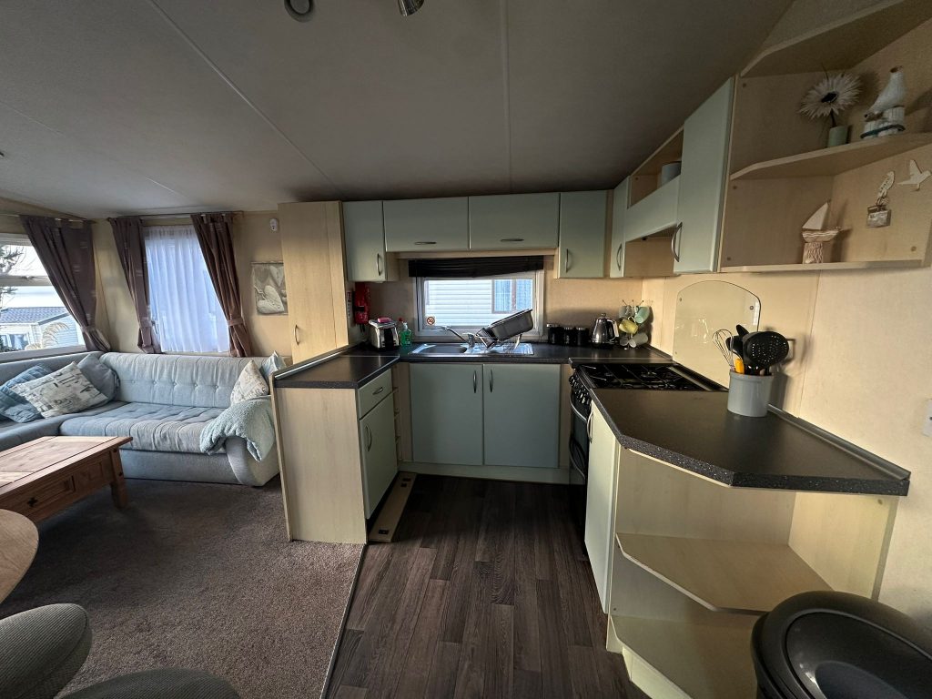 003 BK Breeze kitchen