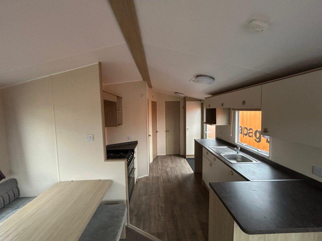 005 Everglade kitchen