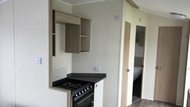 005 Everglade kitchen