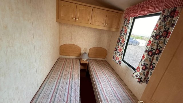 011 Westmoreland Twin 1