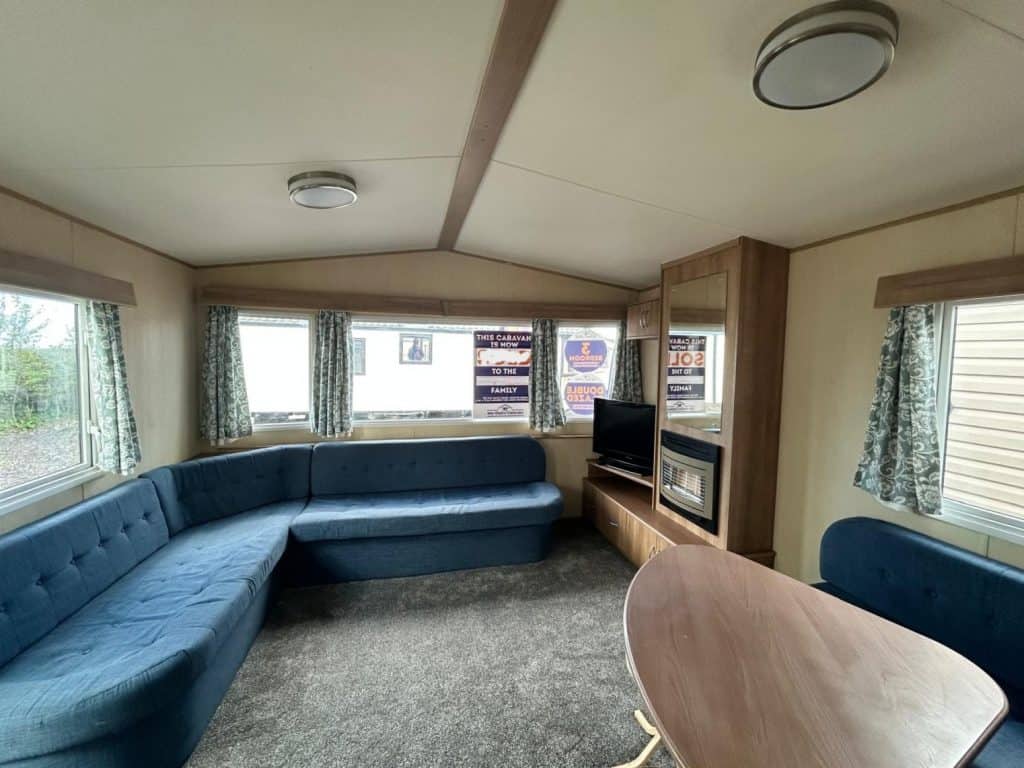002a Tebay lounge