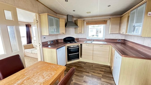 004 Ashcroft Kitchen