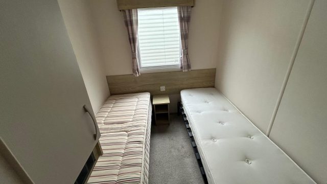 009 New Horizon Twin 1