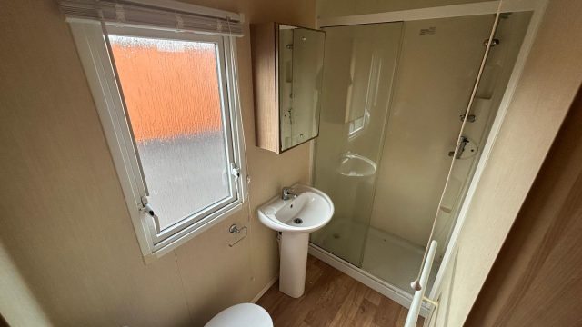 009 Tebay Shower room