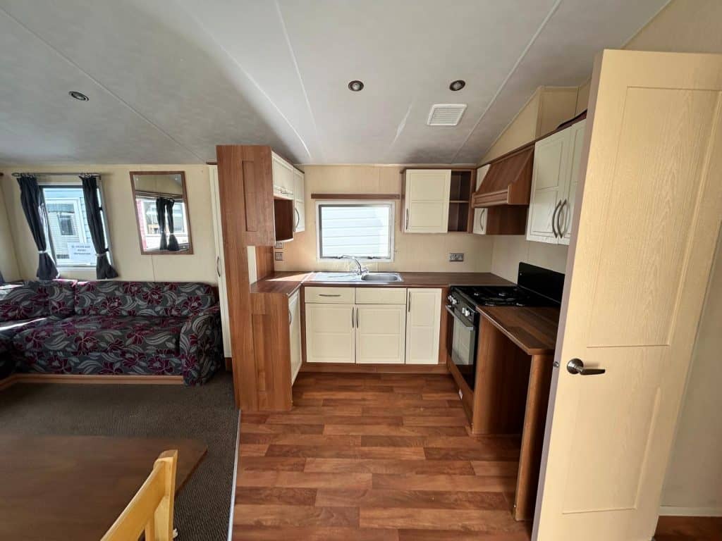 003a rio gold kitchen