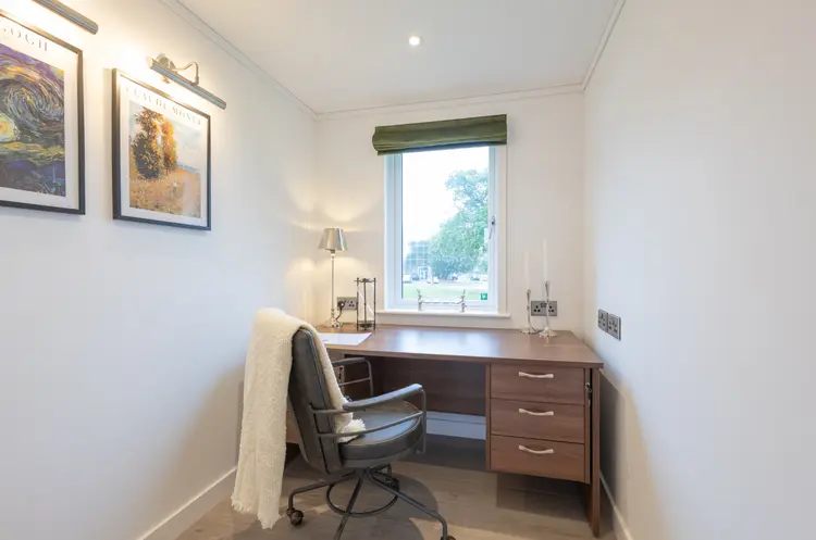 006 Ferndale the Study