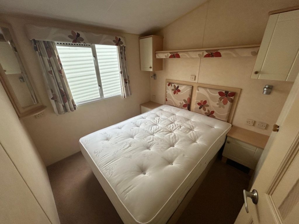 007 Salisbury Double