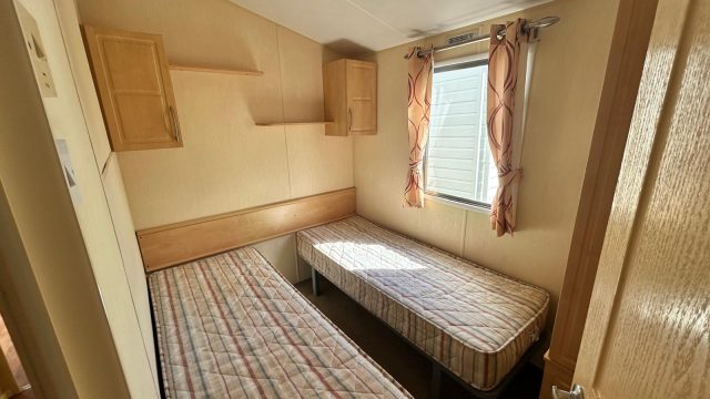 008 rio gold 12 Twin Bedroom