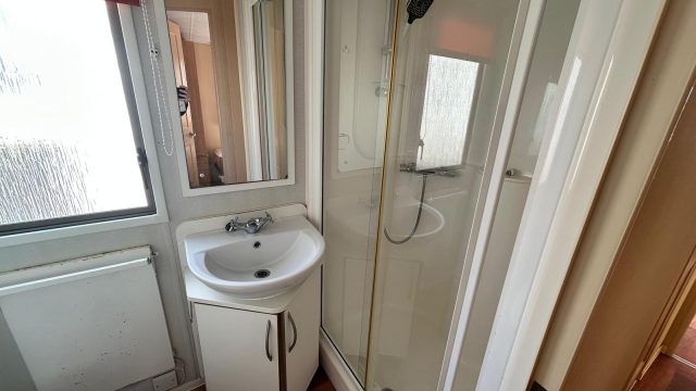 010 rio gold 12 shower