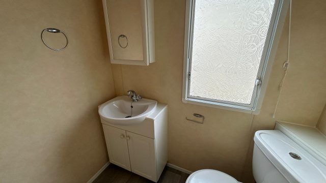 011 Salisbury Ensuite