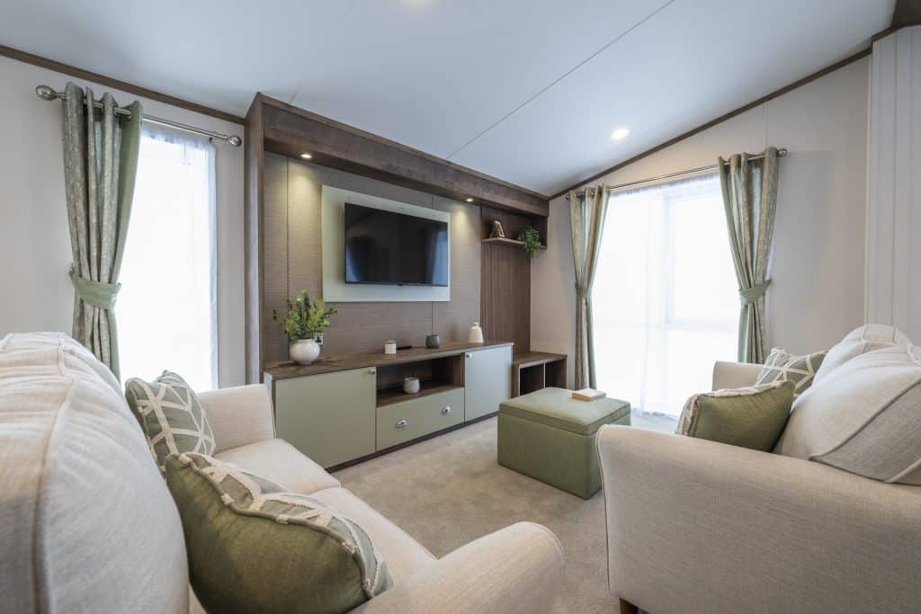 002 Harlington-Lodge-