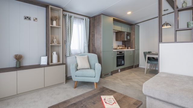 003 Hemsworth Living