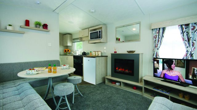 003 Santana Lounge-1