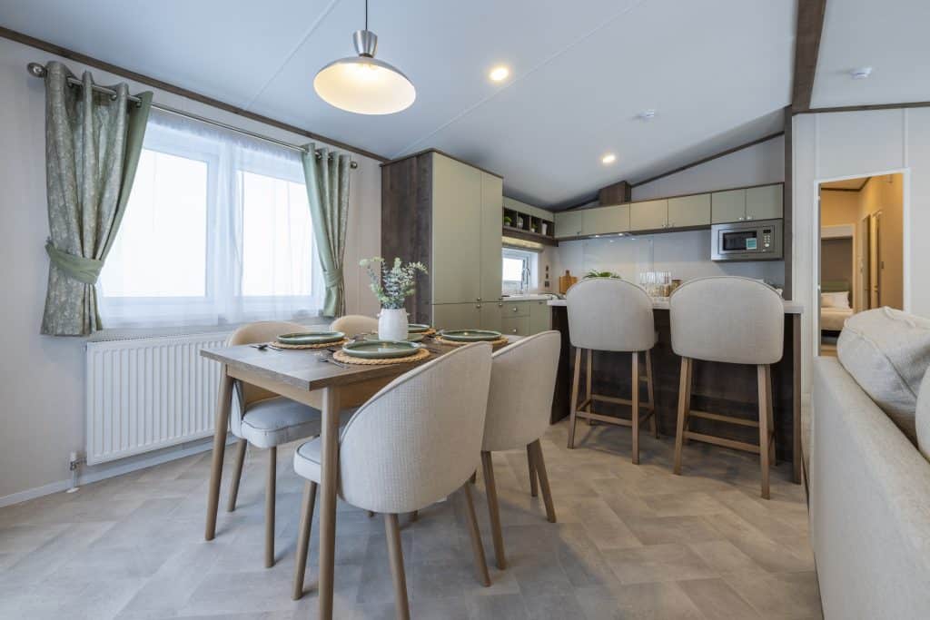 004 Harlington-Lodge-