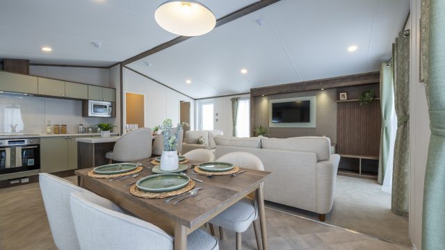 005 Harlington-Lodge