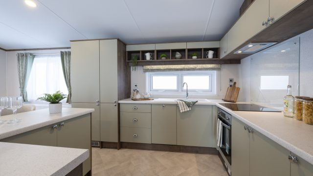 006 Harlington-Lodge