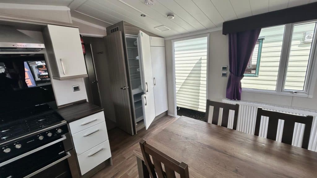 006 Moselle kitchen
