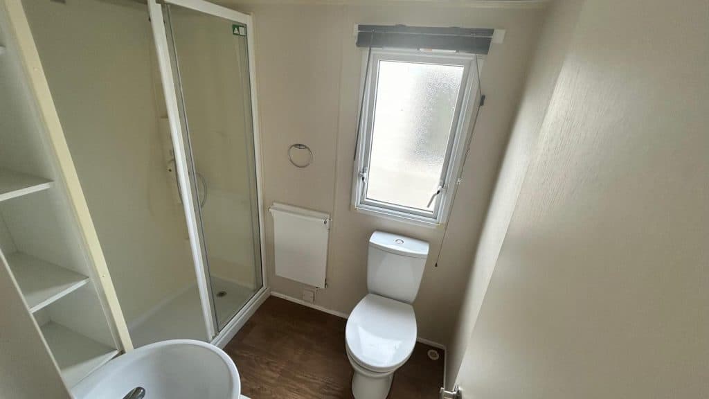 006 salsa Eco bathroom