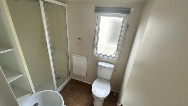 006 salsa Eco bathroom